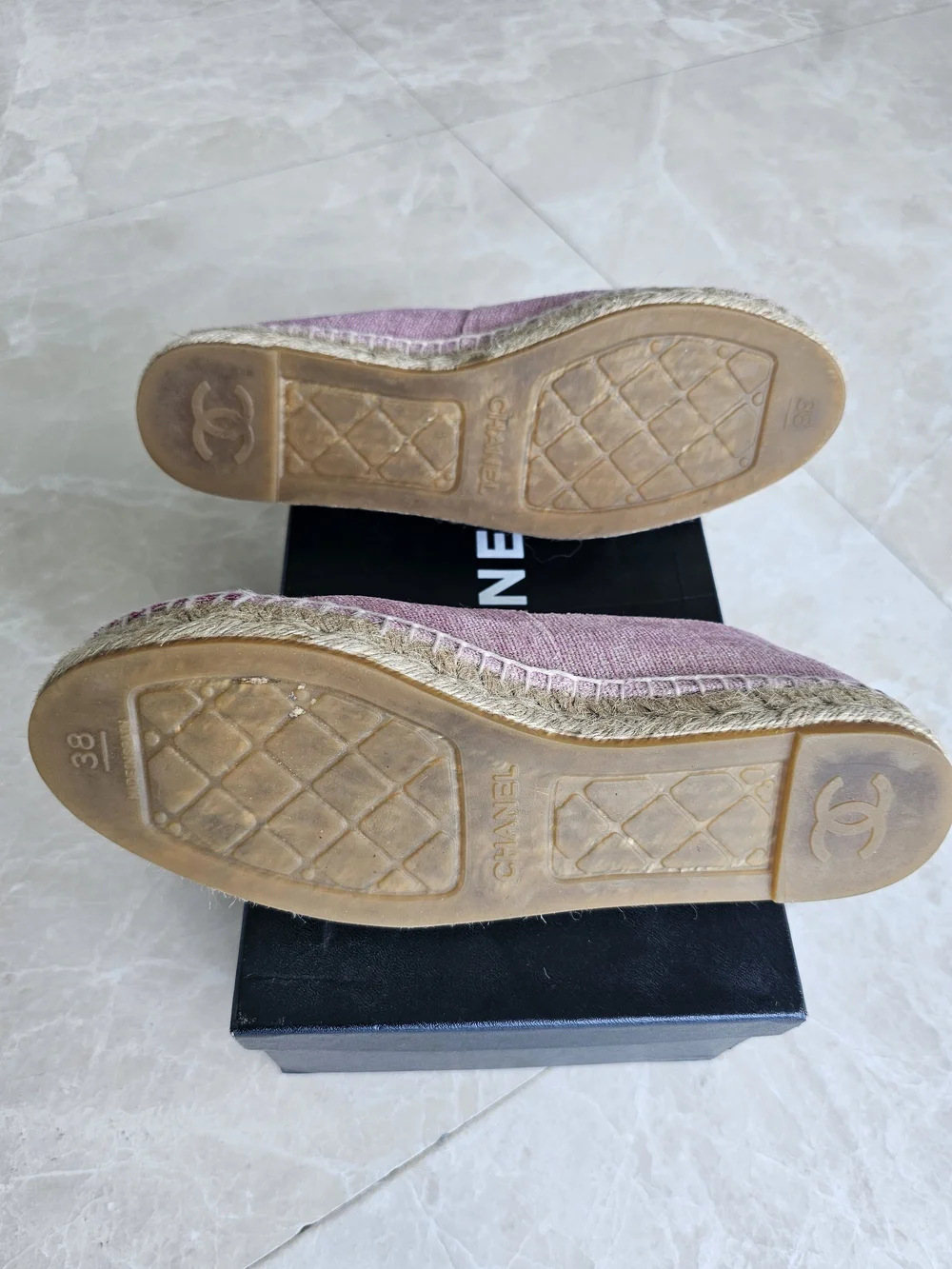 Authentic Rare Chanel Pink Sequin CC Espadrille Flats Size 38